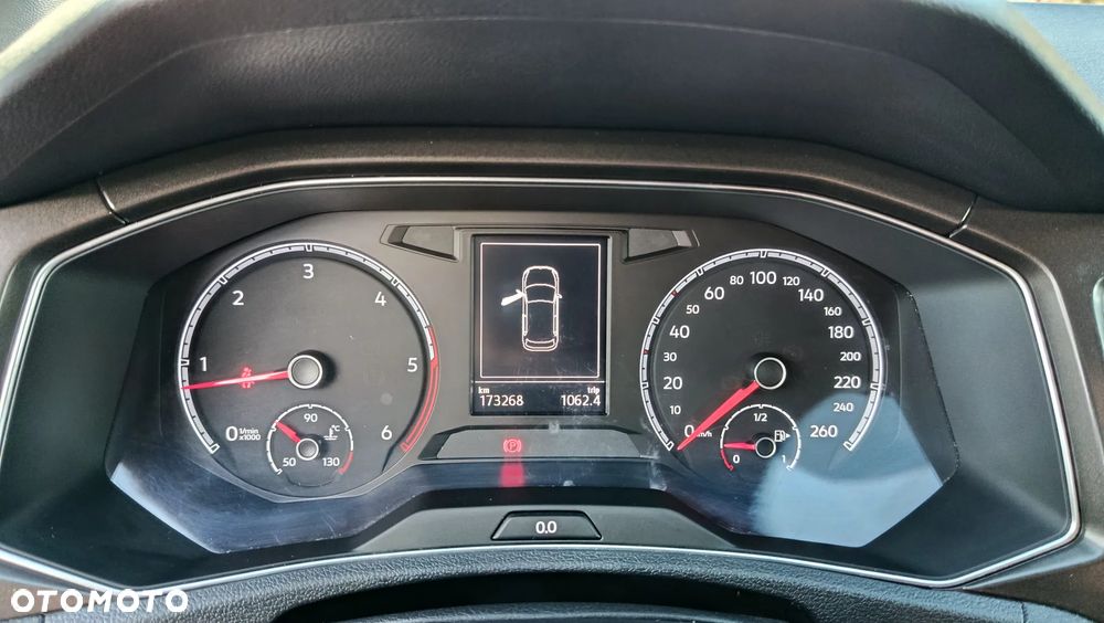 Volkswagen T-Roc 1.6 TDI SCR - 18