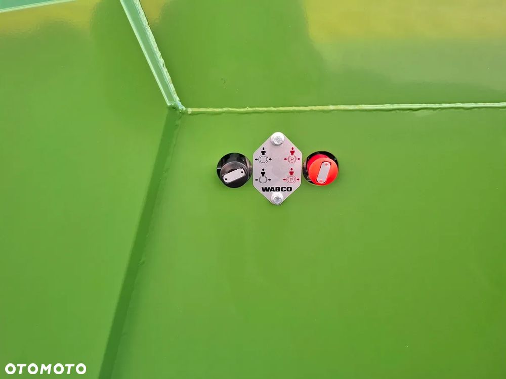 Bergmann XPERT 5.24 SERIA TSW rozrzutnik uniwersalny do wapna i do obornika - 31