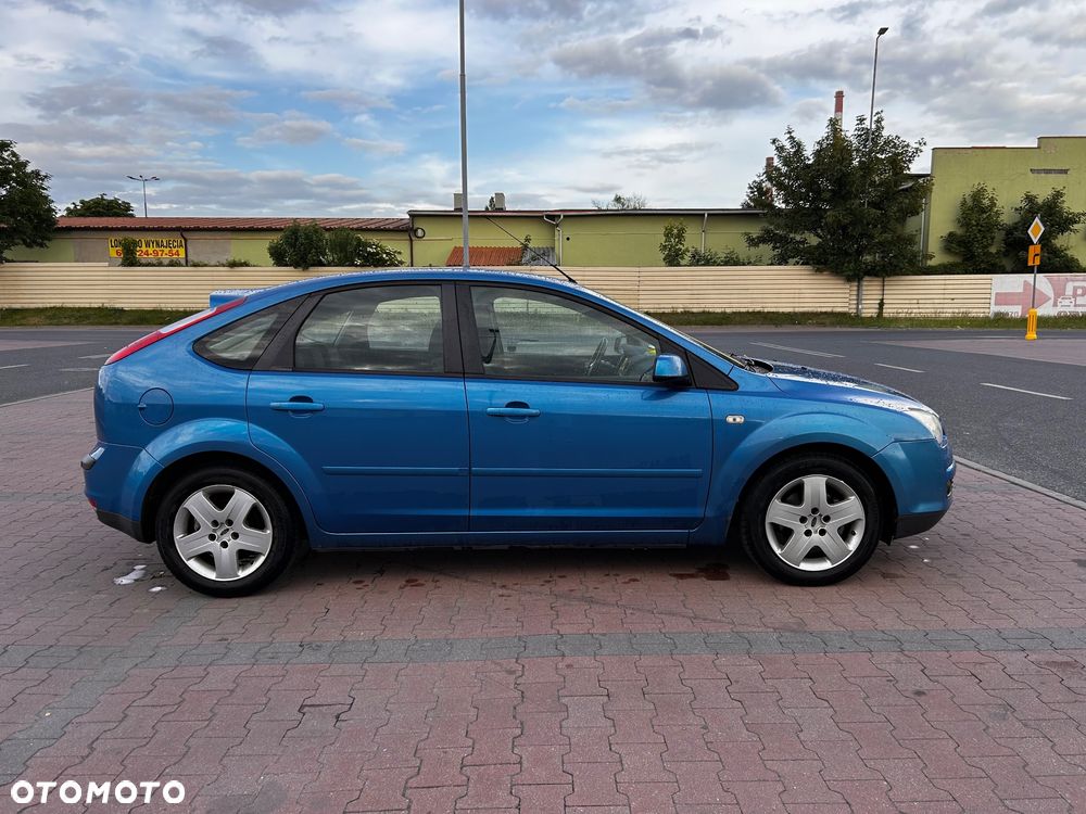 Ford Focus 1.8 FF Trend - 4