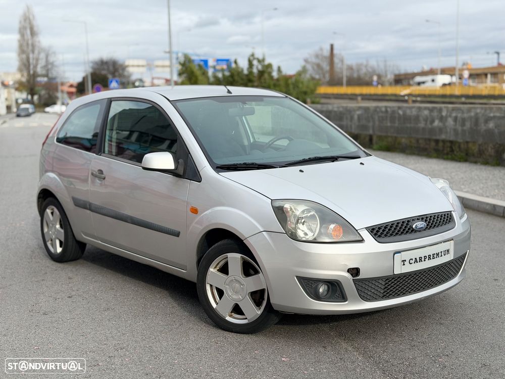Ford Fiesta 1.4 TDCI - 2