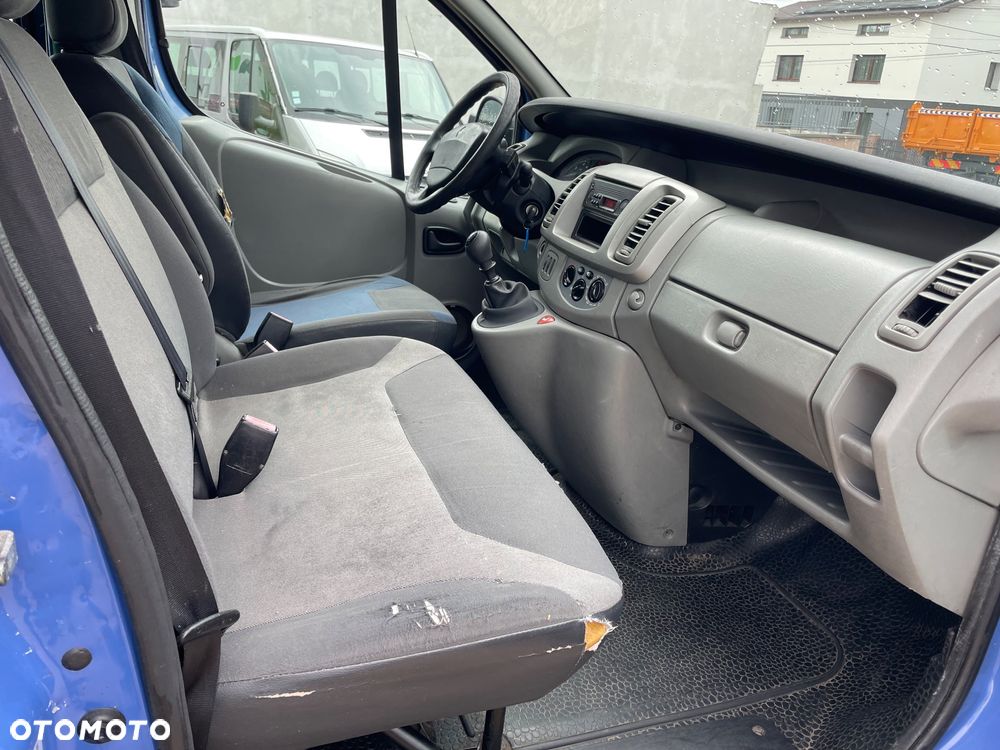Renault Trafic - 26