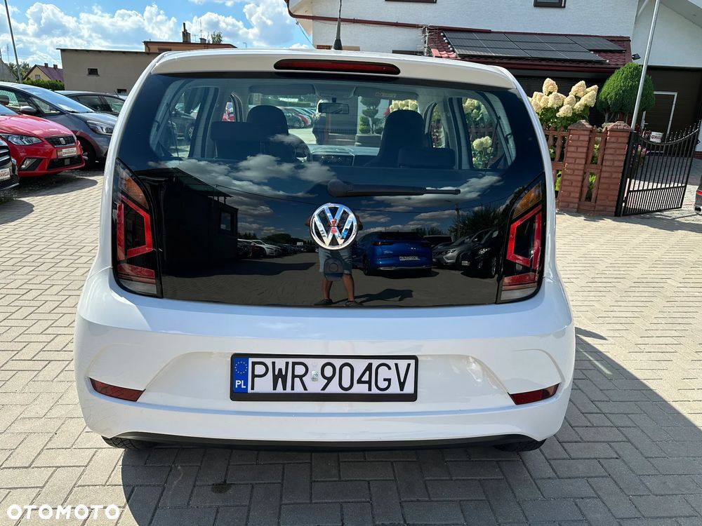 Volkswagen up! - 33