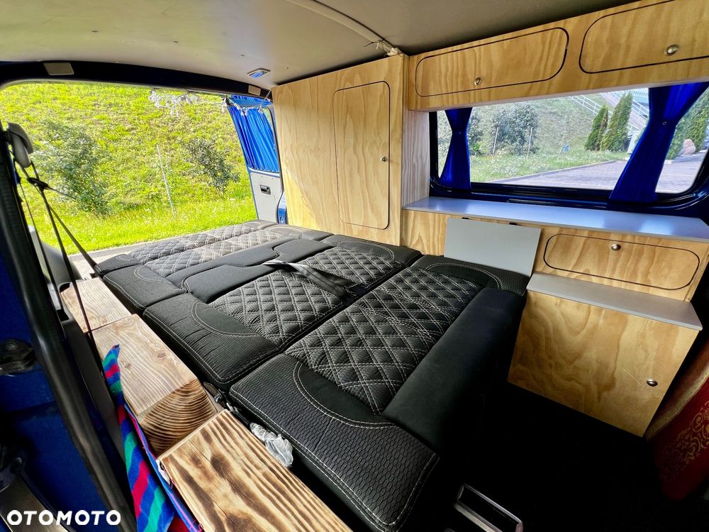 Volkswagen Transporter - 7