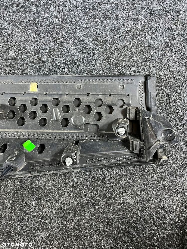 ford focus c-max mk2 II listwa błotnika prawy tył kod lakieru - FA - 5