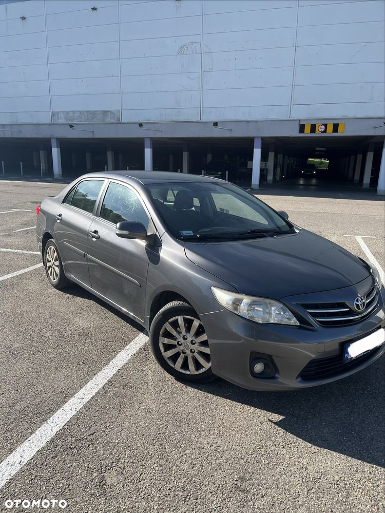 Toyota Corolla - 3