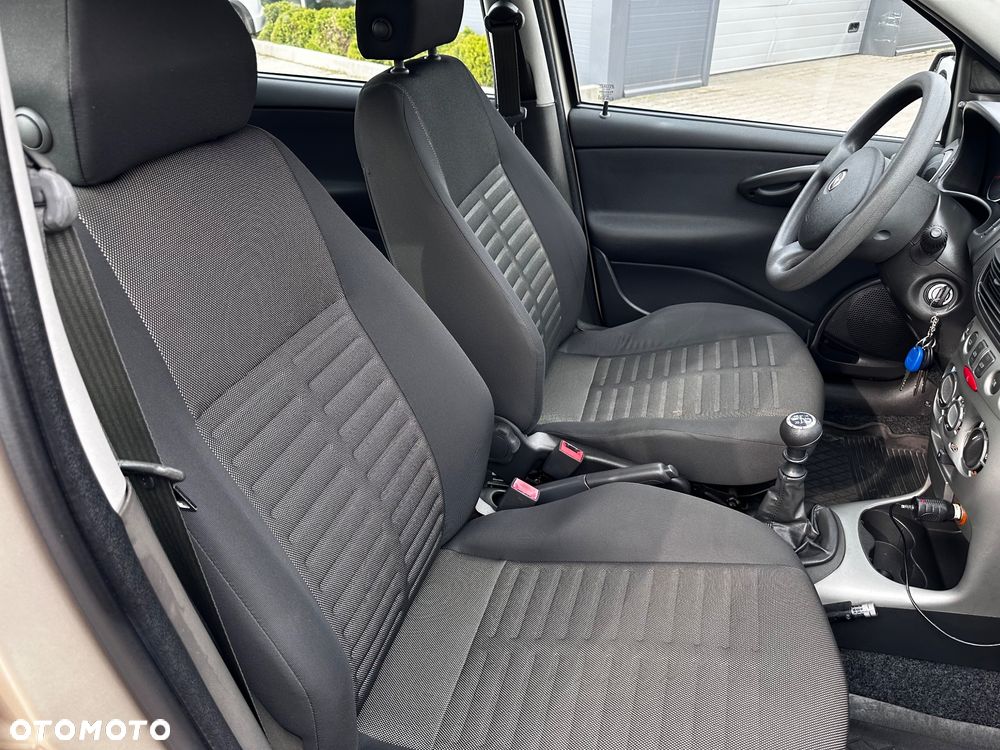 Fiat Punto - 23