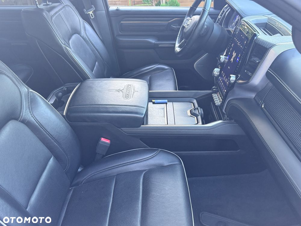 Dodge RAM 5.7 4x4 - 7