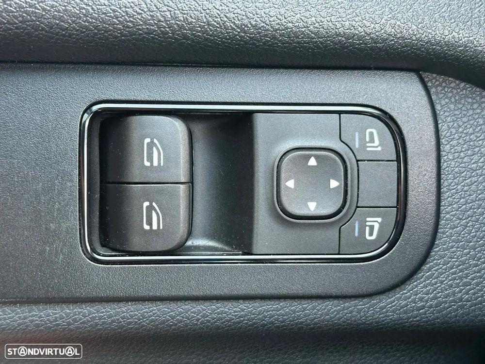 Mercedes-Benz Sprinter Compacta HA 9G-TRONIC - 19