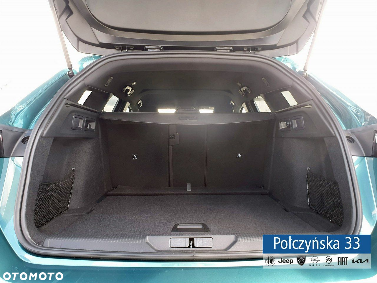 Peugeot 308 - 8