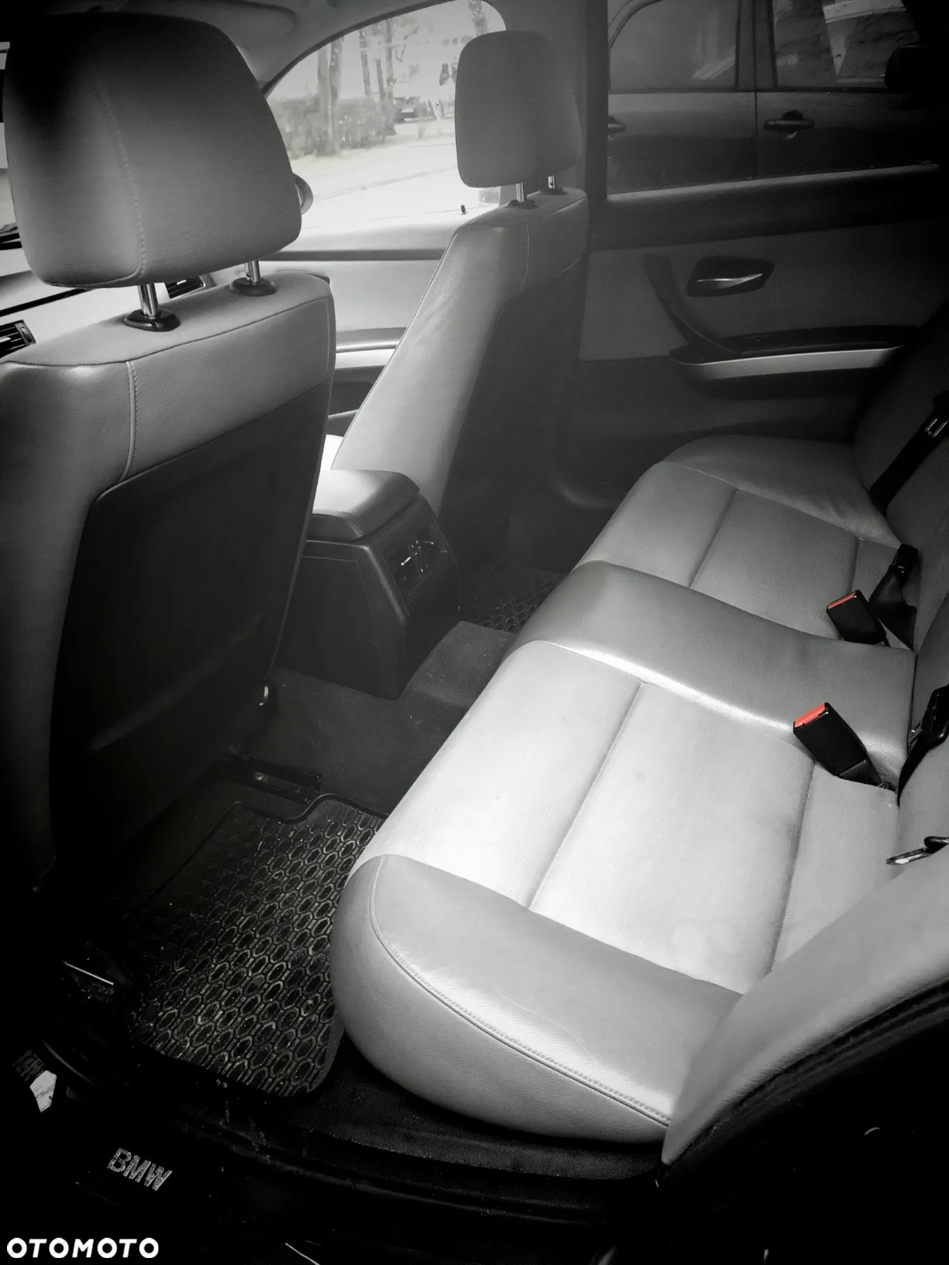 BMW Seria 3 318i - 8
