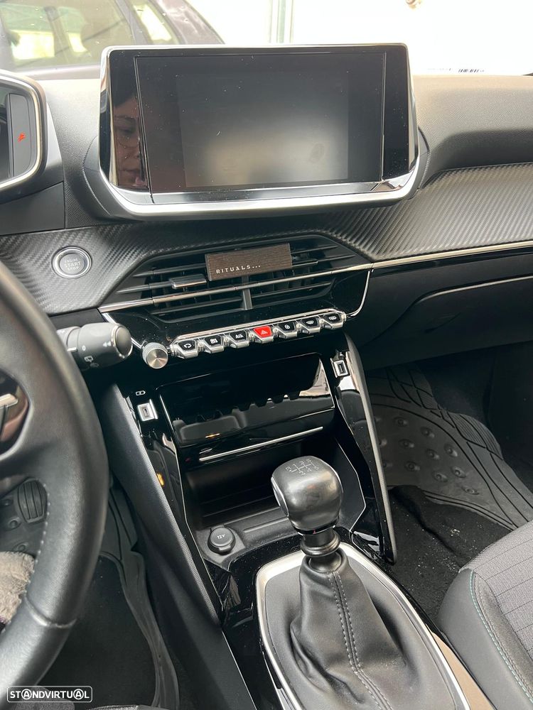 Peugeot 208 1.2 PureTech Allure - 13