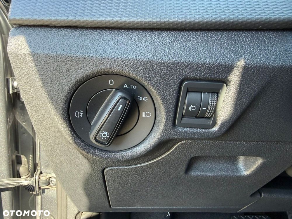 Skoda Kamiq 1.0 TSI Ambition DSG - 13