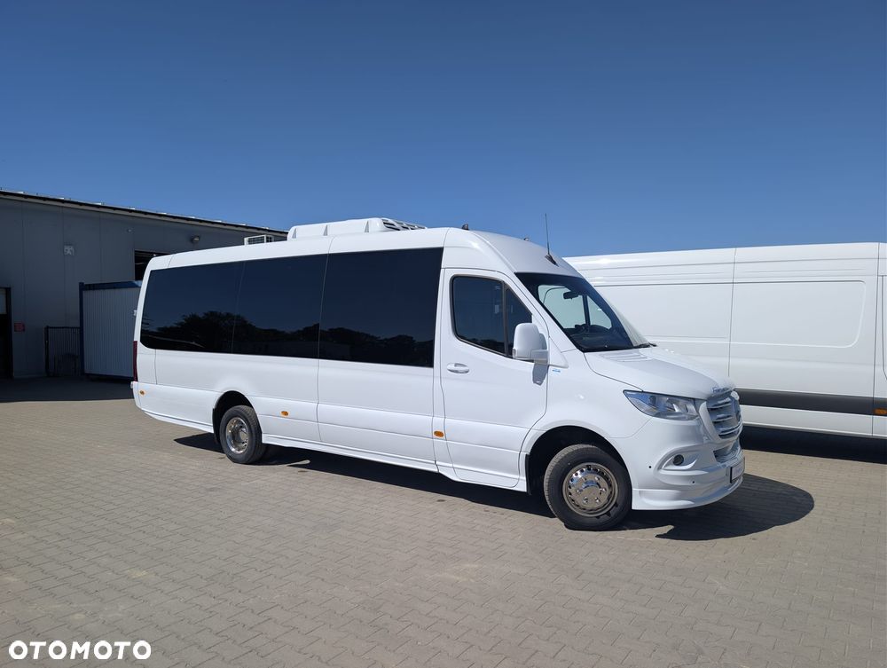 Mercedes-Benz Sprinter 517 - 4