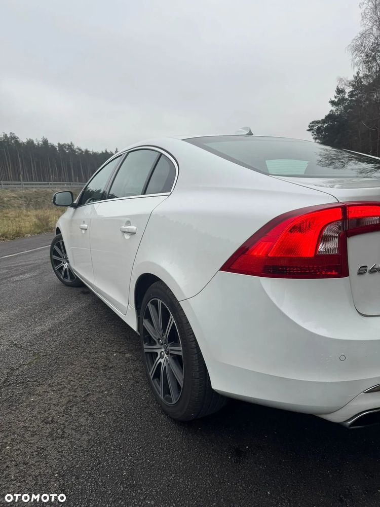 Volvo S60 - 3
