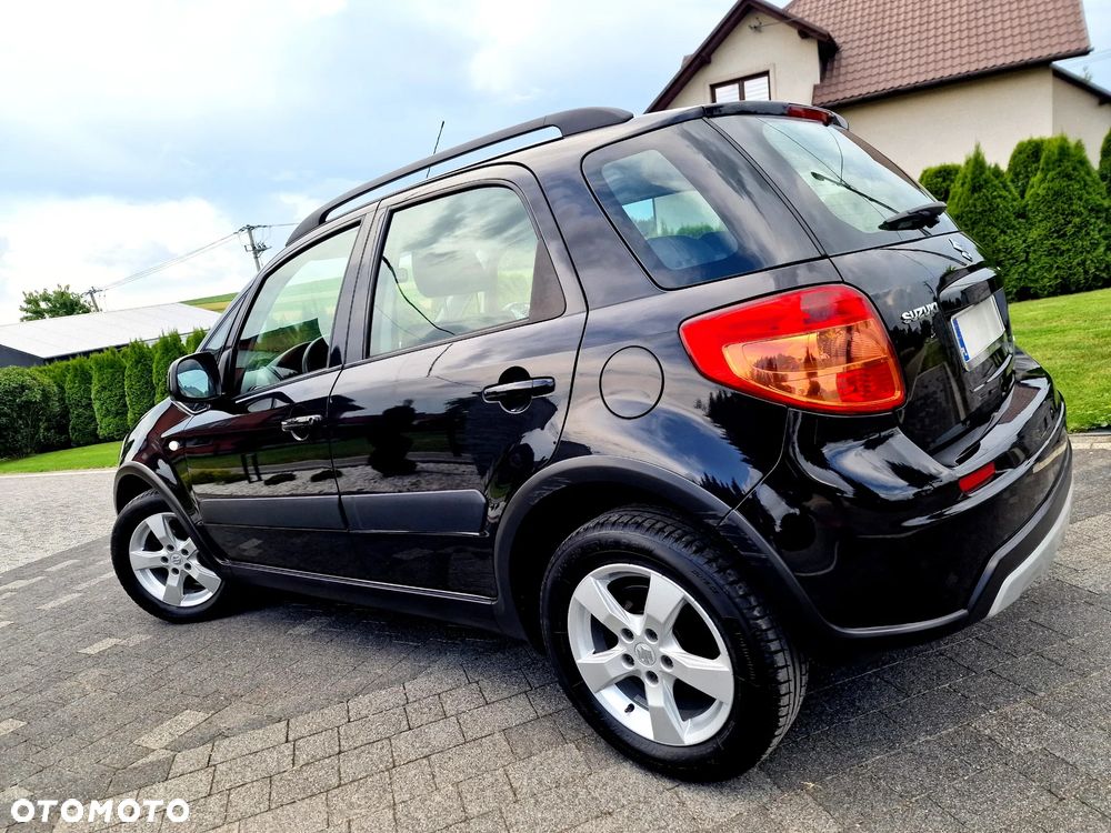 Suzuki SX4 1.6 Comfort 4WD - 2
