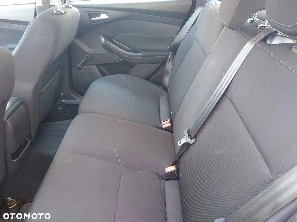 Ford Focus - 14