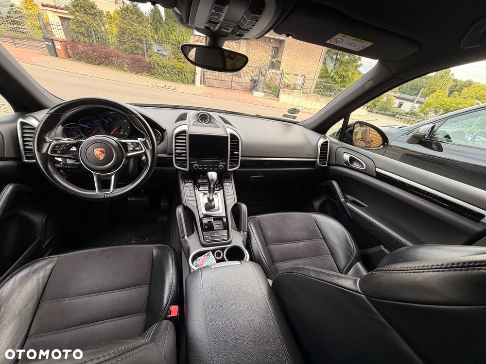 Porsche Cayenne Diesel Platinum Edition - 6