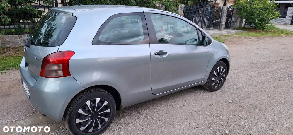 Toyota Yaris - 5