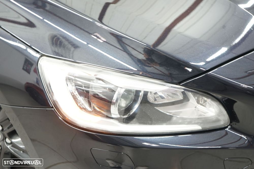 Volvo V60 2.4 D6 Summum AWD Phev - 9