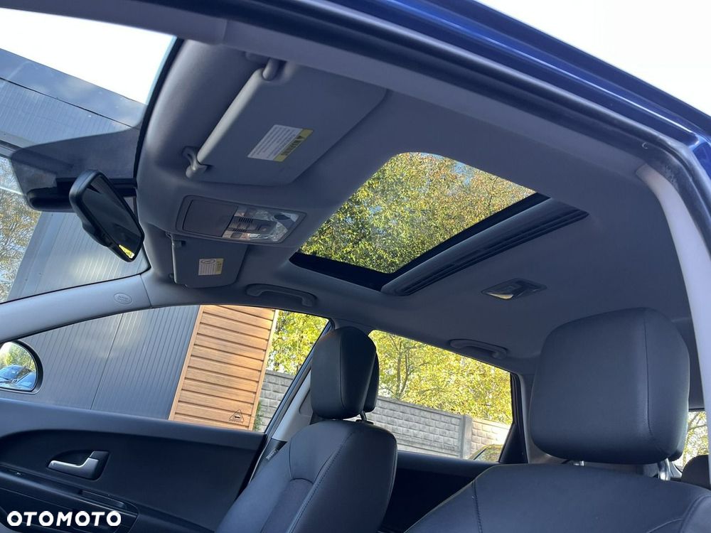 Kia Ceed - 13
