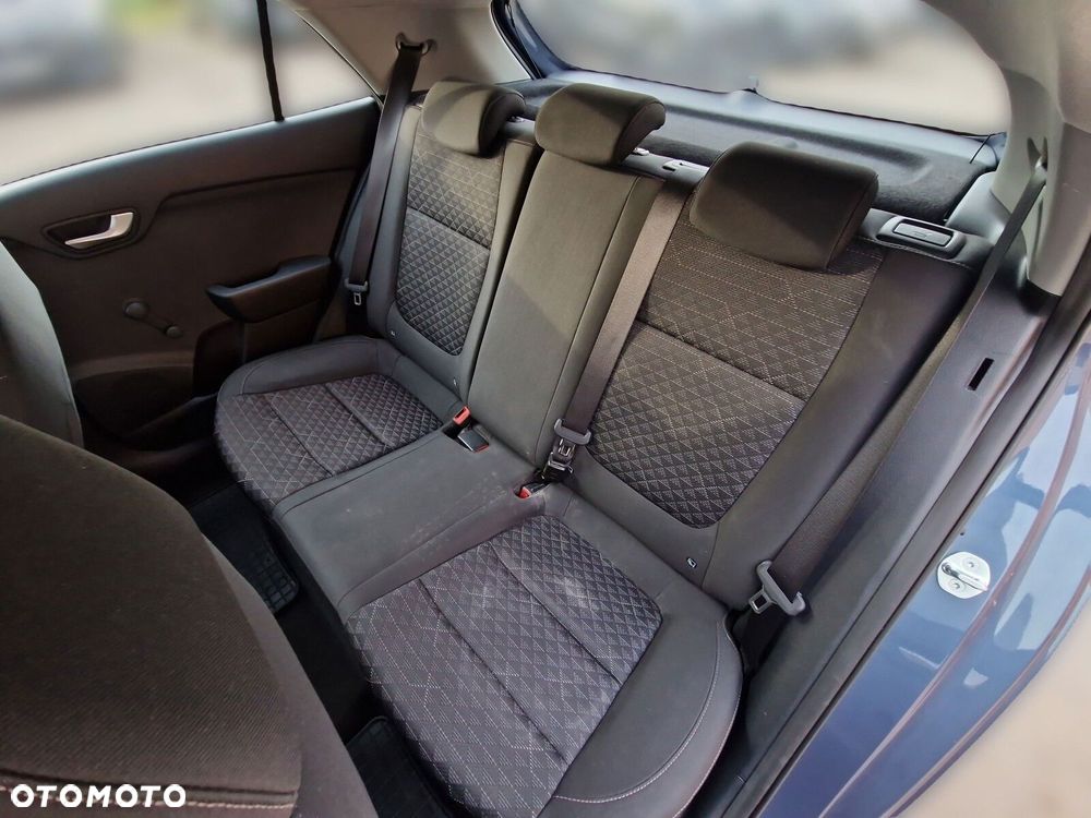 Kia Rio 1.2 M - 11