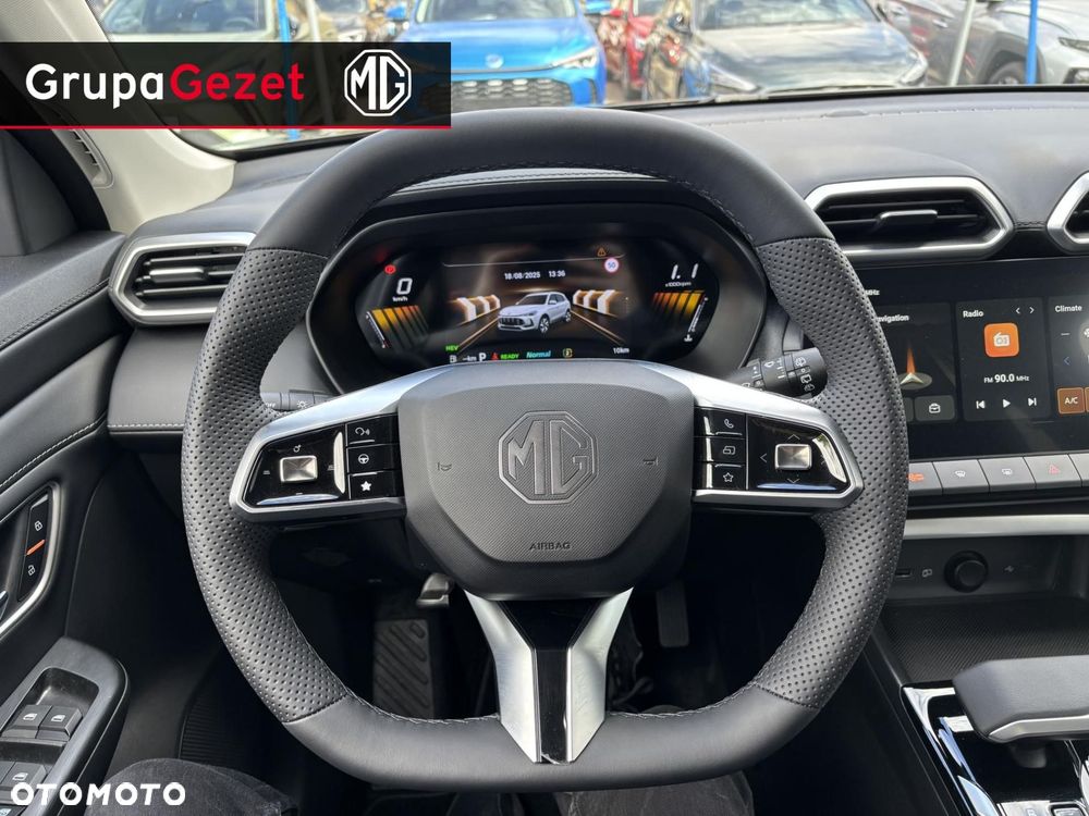 MG ZS - 10