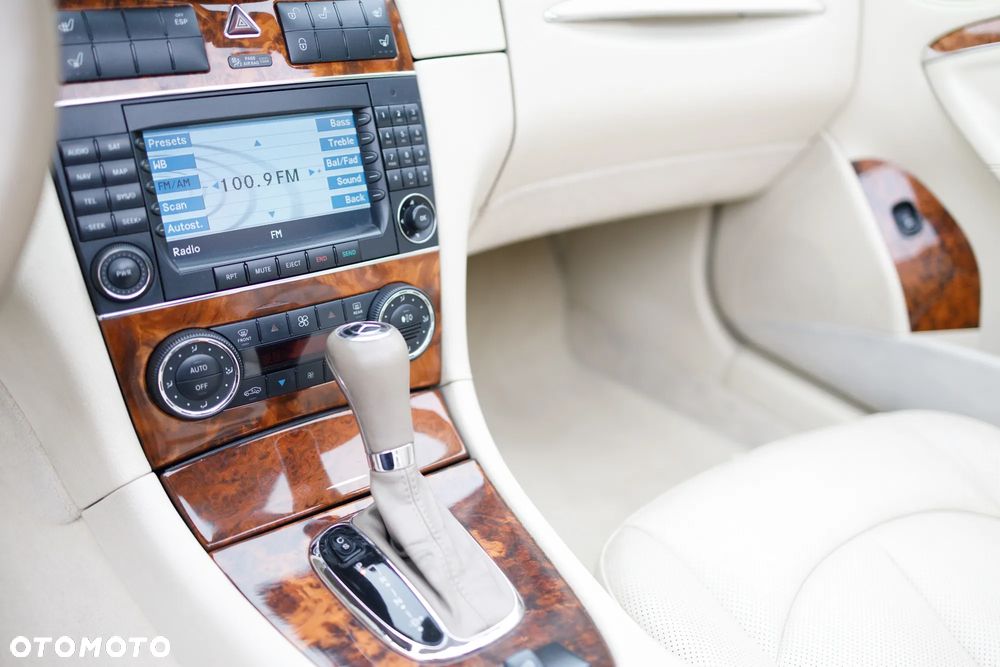 Mercedes-Benz CLK 350 7G-TRONIC Elegance - 11