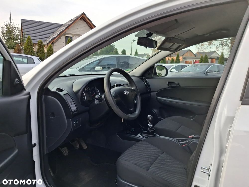 Hyundai i30 1.4 Edition Plus - 21