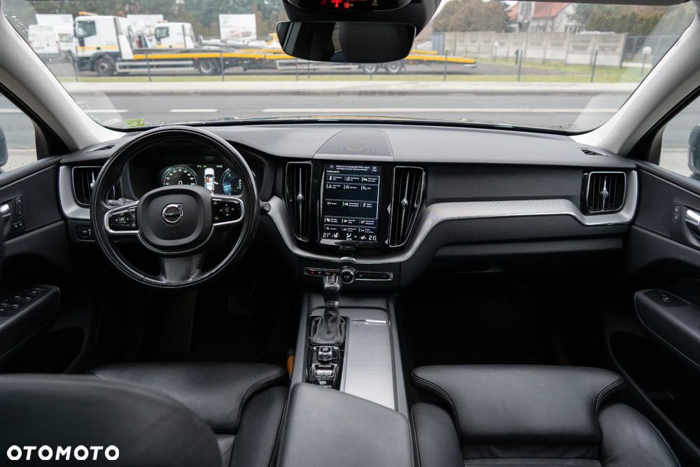 Volvo XC 60 D4 AWD Geartronic Inscription - 17