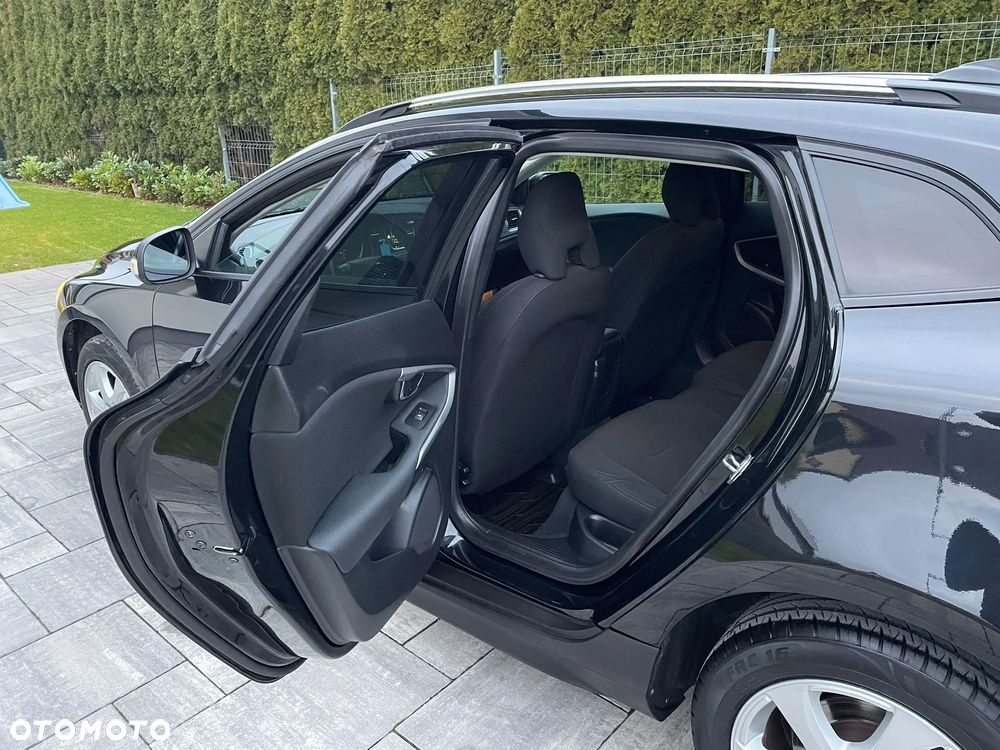 Volvo V40 Cross Country D2 Summum - 16