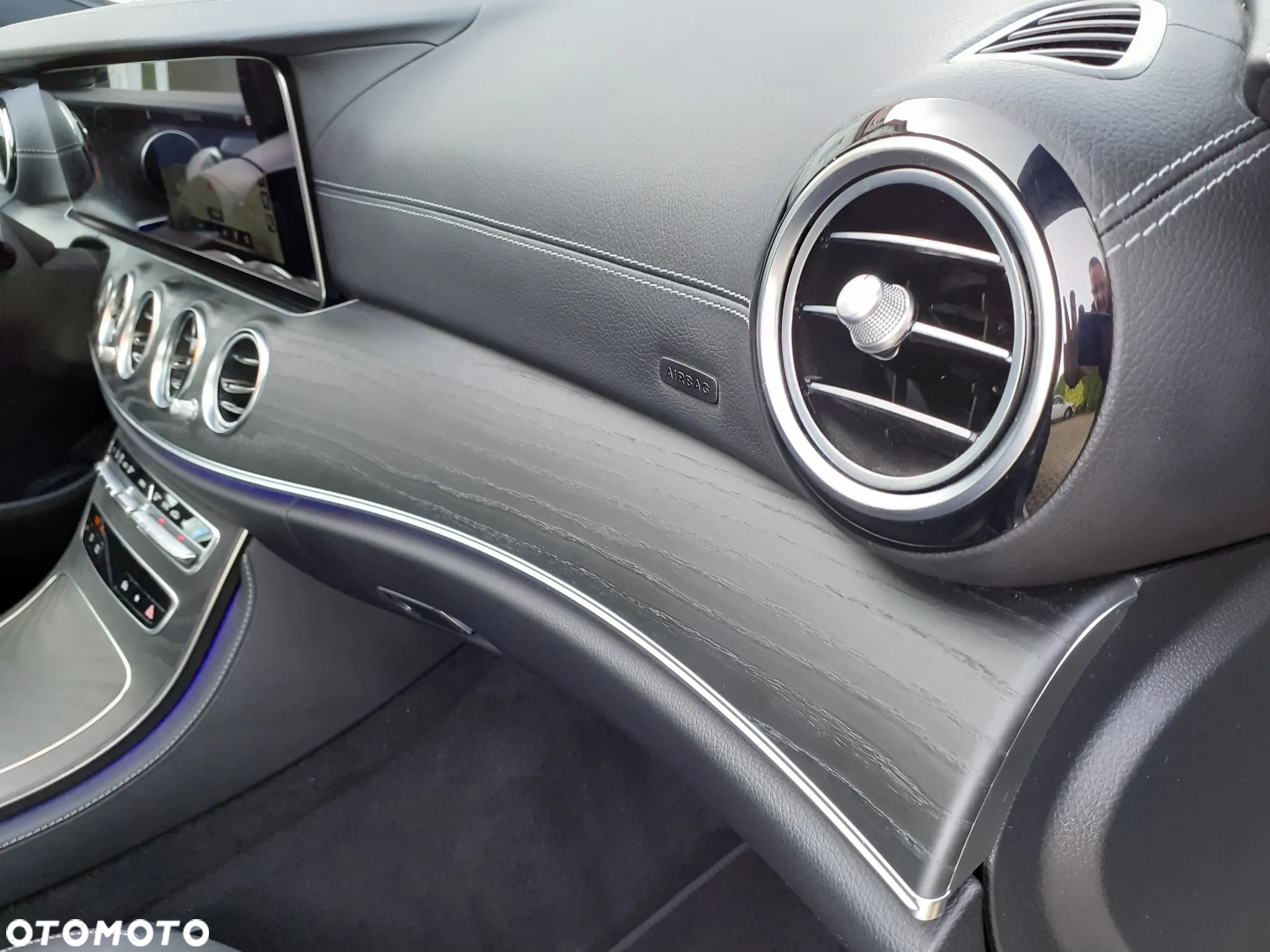 Mercedes-Benz Klasa E - 27