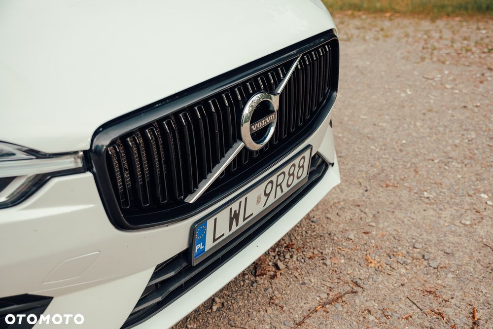 Volvo XC 60 T6 AWD Momentum - 9