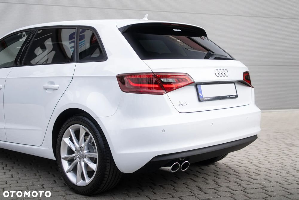 Audi A3 Sportback 1.4 TFSI Ambition - 24