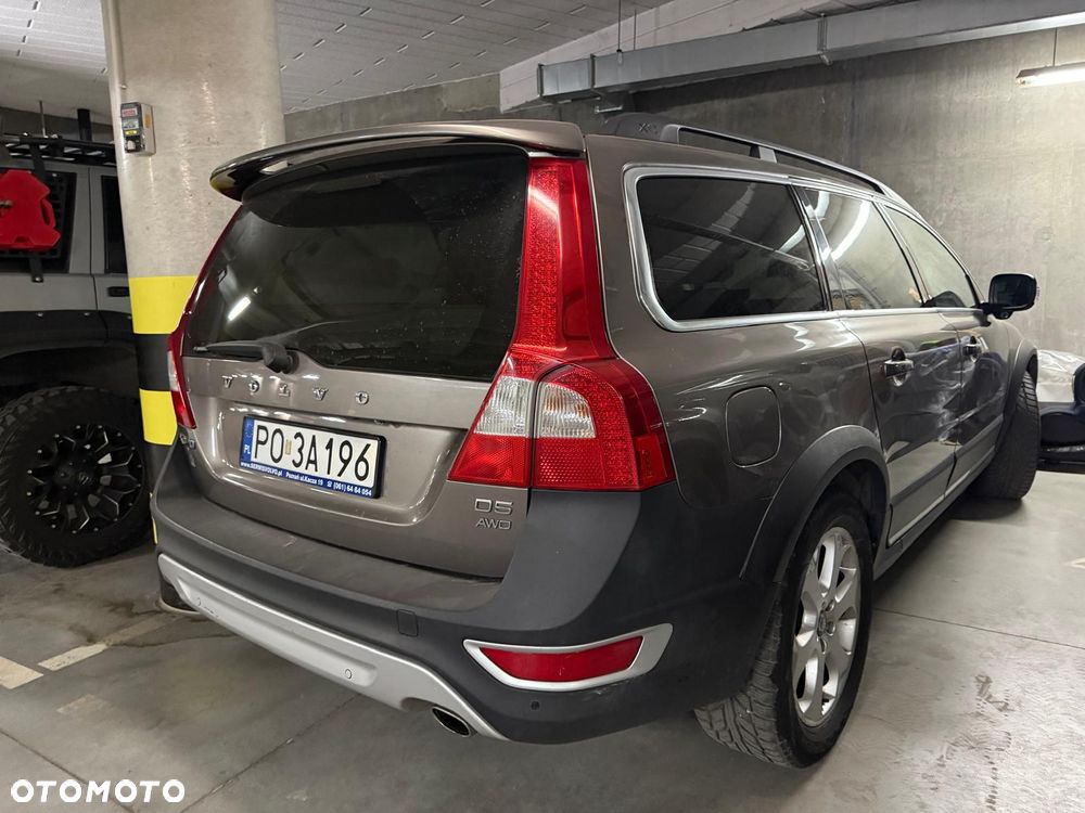Volvo XC 70 D5 AWD Summum - 2