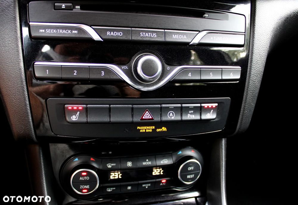 Infiniti Q30 - 7