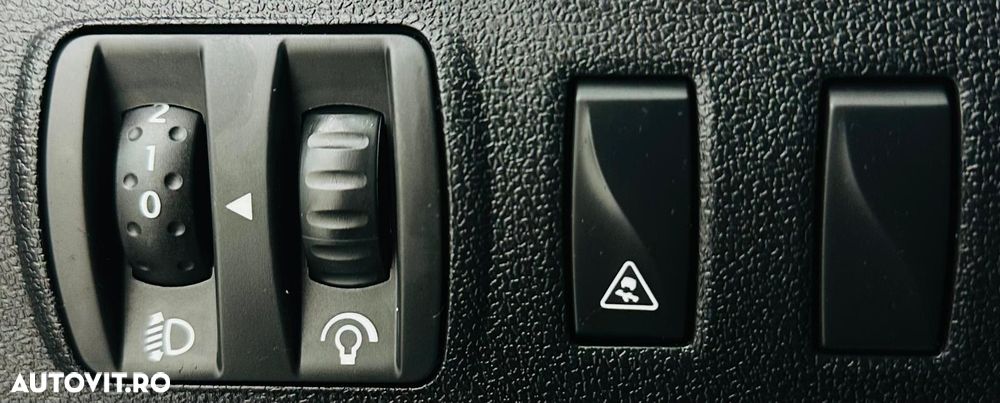 Renault Grand Scenic dCi 110 FAP Dynamique - 11