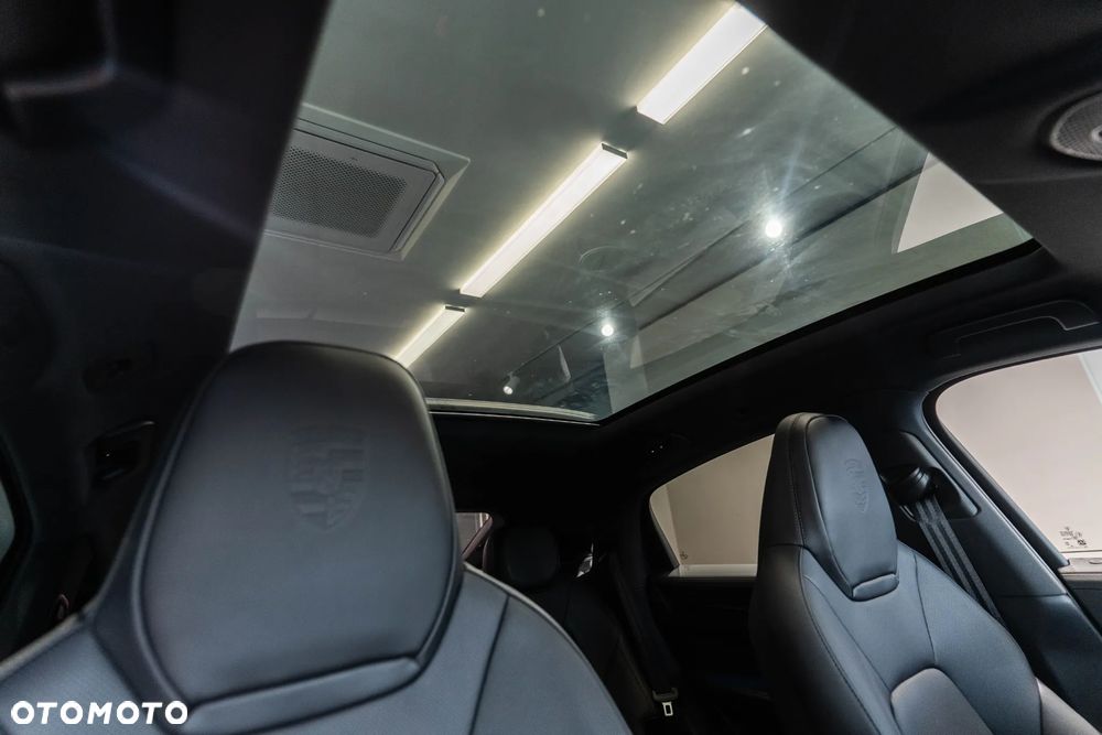 Porsche Cayenne Black Edition - 34