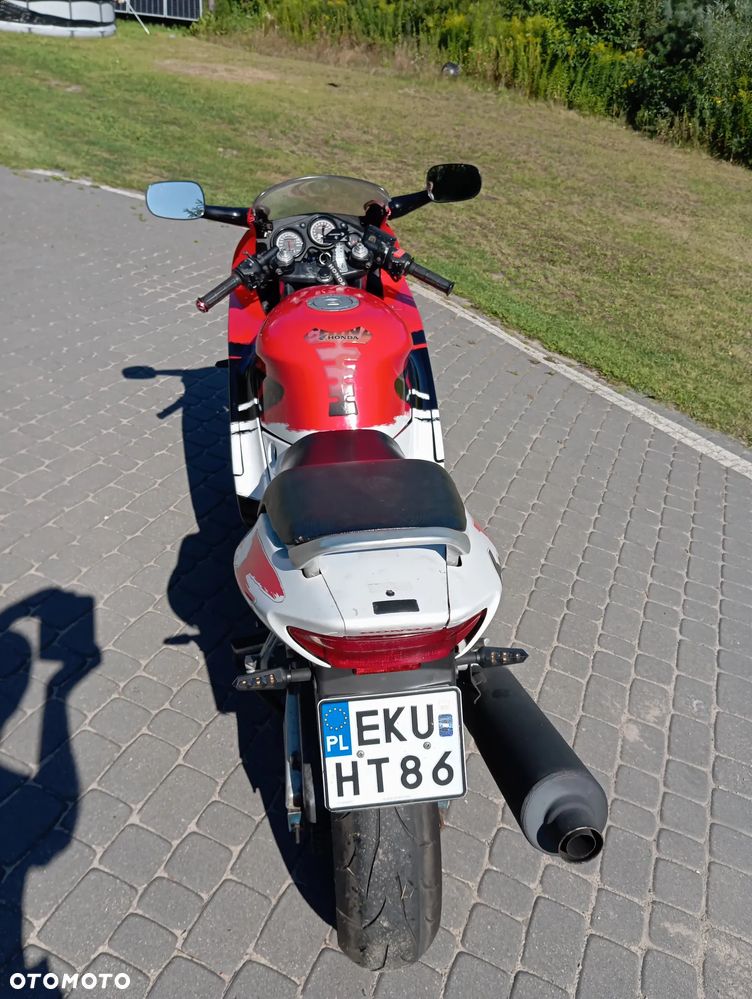 Honda CBR - 3