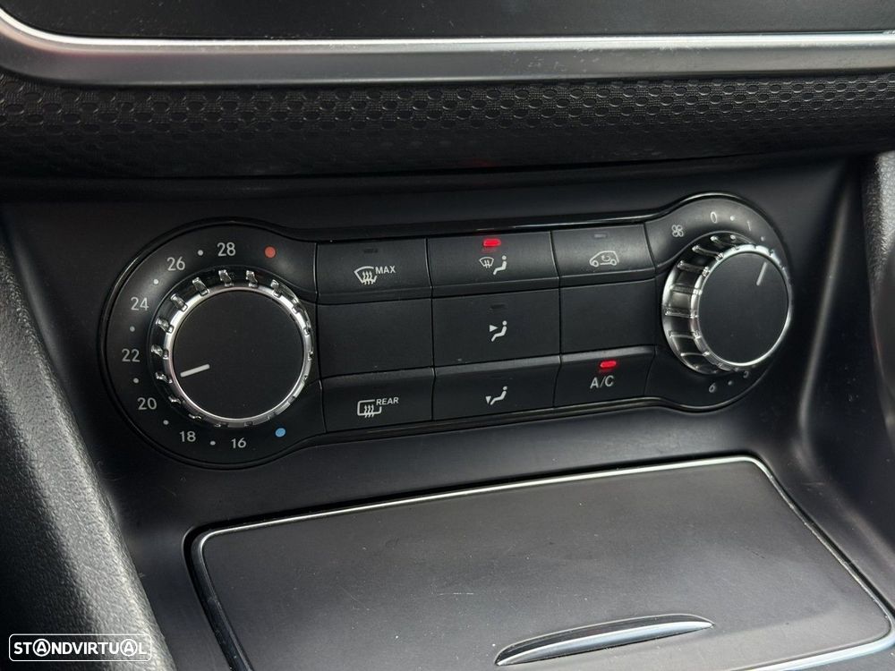 Mercedes-Benz A 180 d Urban - 14
