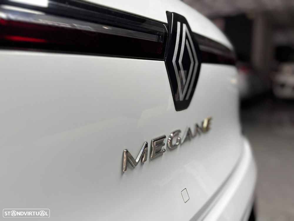 Renault Mégane E-Tech EV40 Evolution Autonomia Urbana - 24