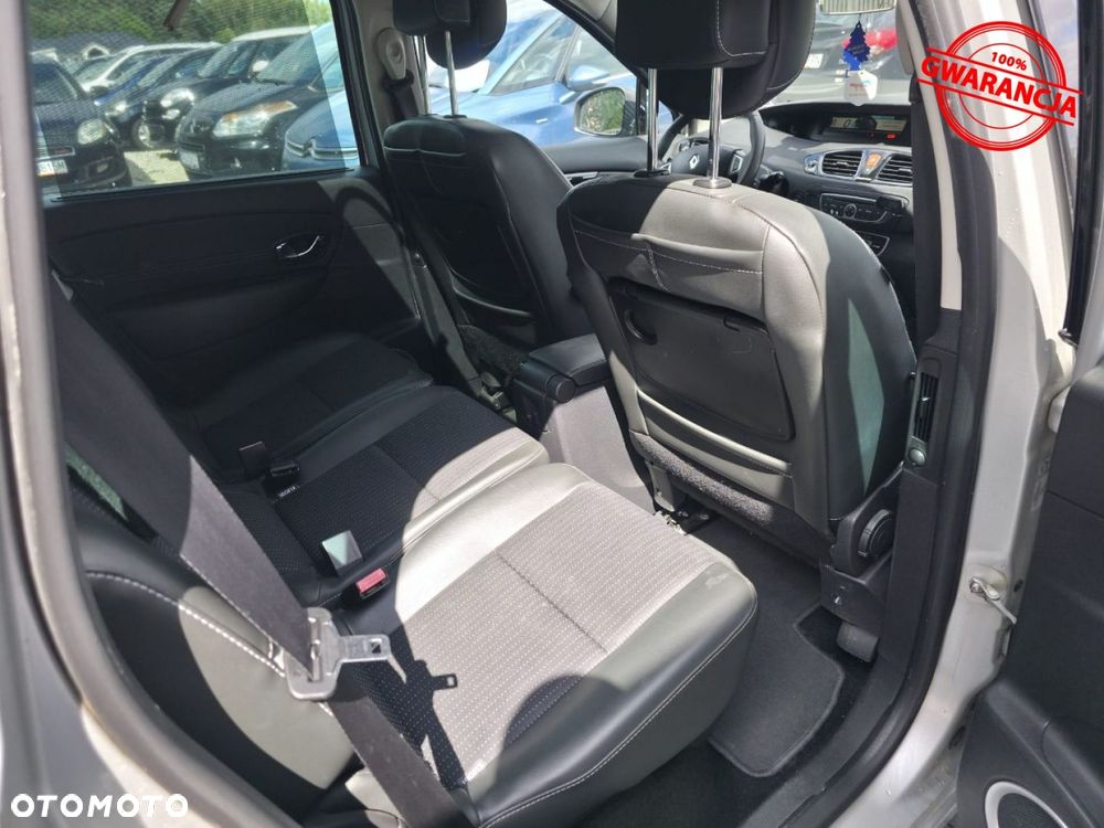 Renault Scenic dCi 110 EDC Paris - 21