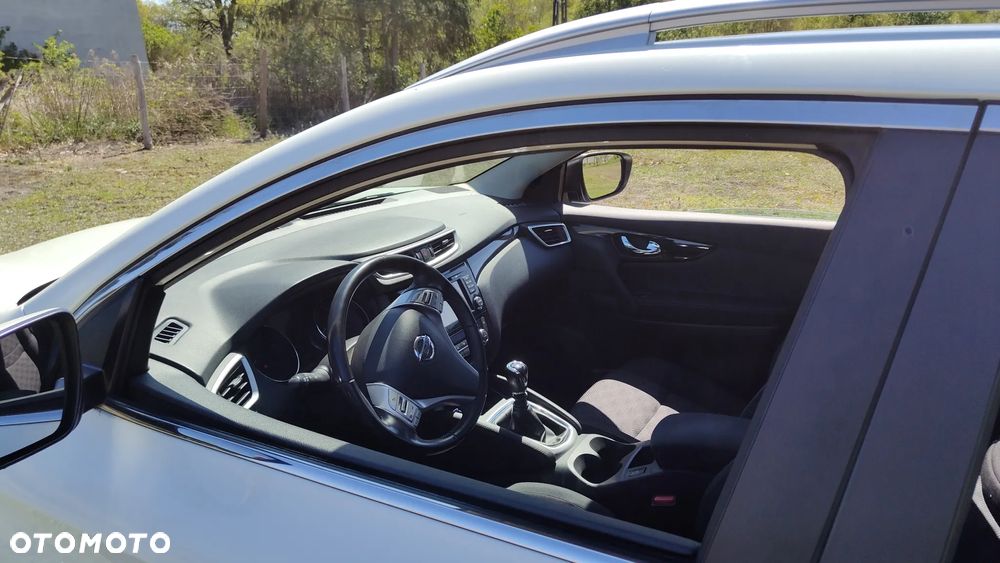Nissan Qashqai 1.6 DCi ALL-MODE 4x4i N-Connecta - 18