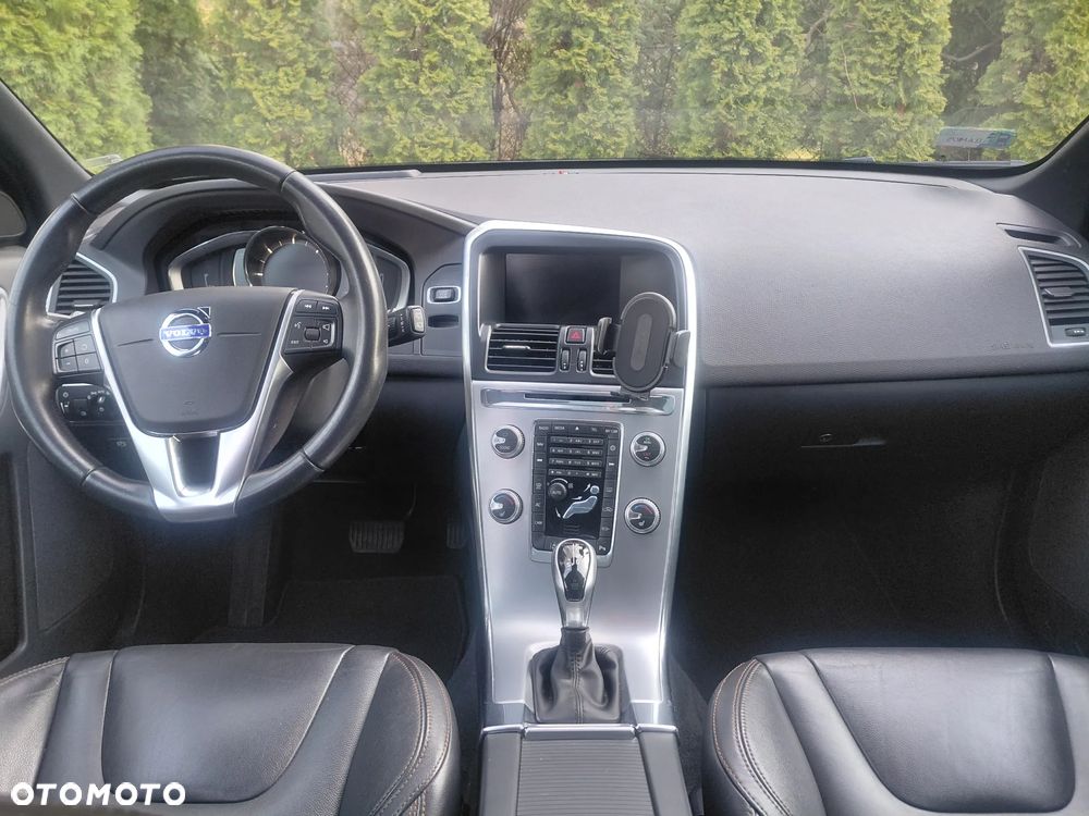 Volvo XC 60 D4 Drive-E Summum - 11