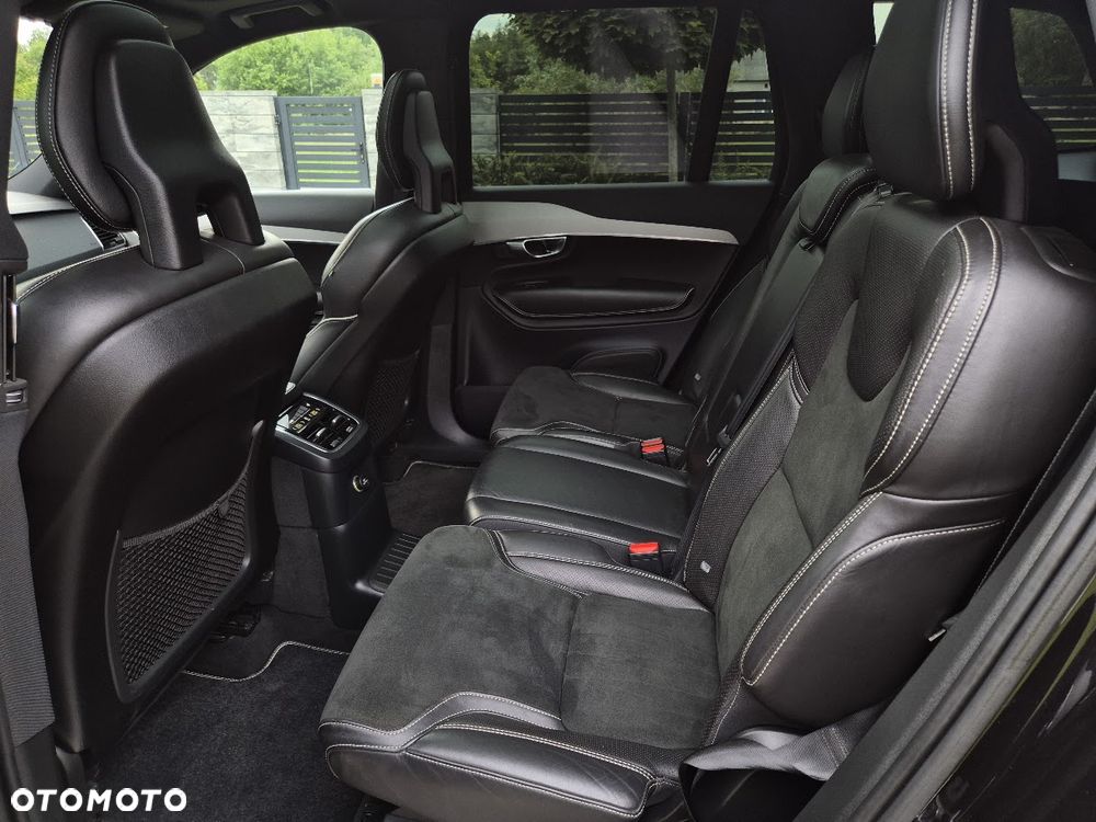Volvo XC 90 - 22