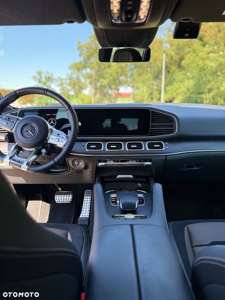Mercedes-Benz GLS - 18