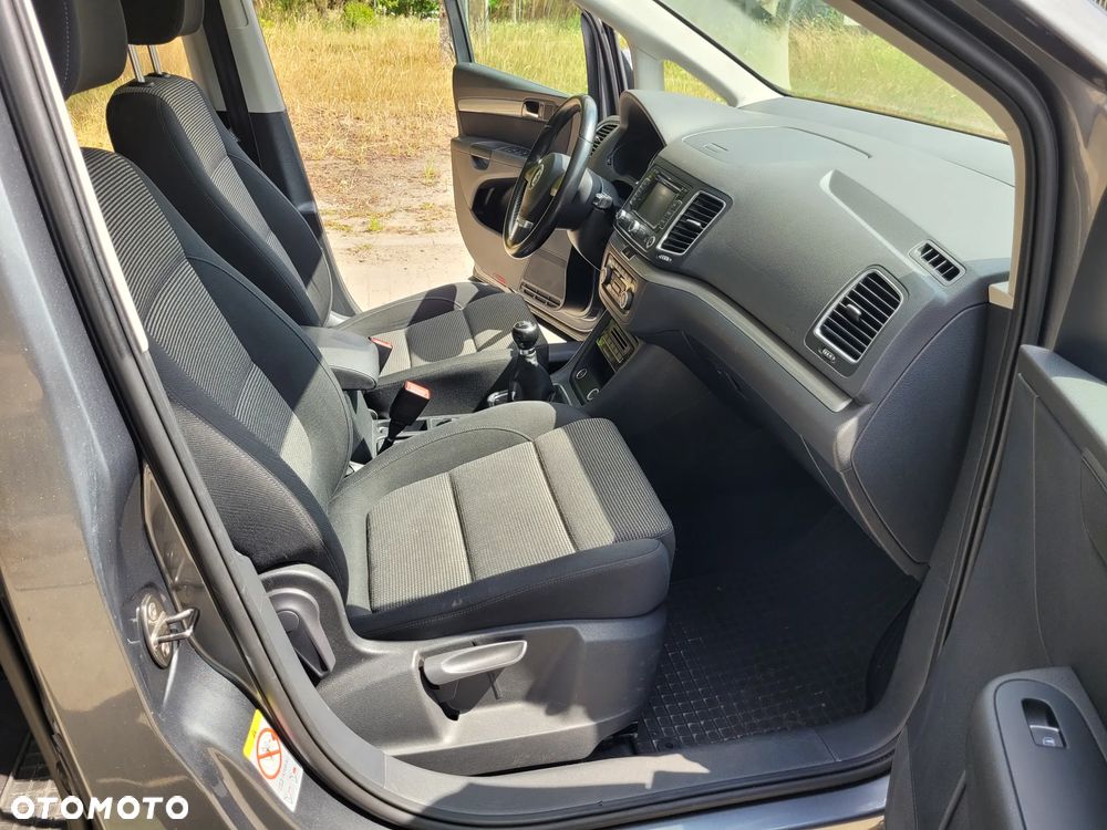Volkswagen Sharan 2.0 TDI Highline - 11