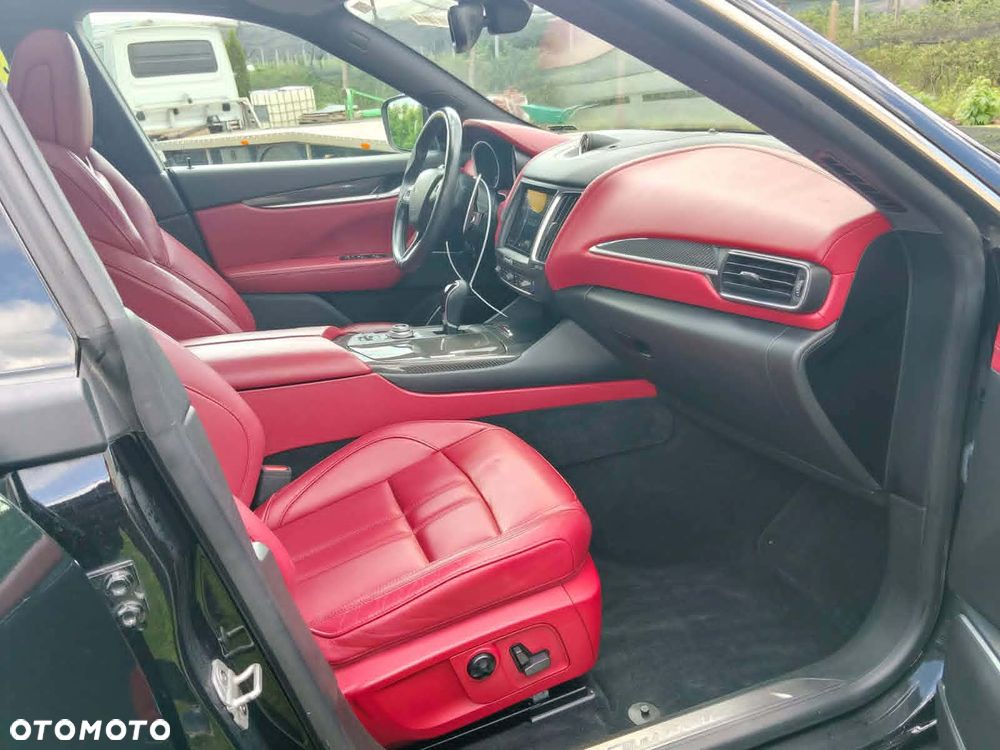 Maserati Levante Q4 - 9