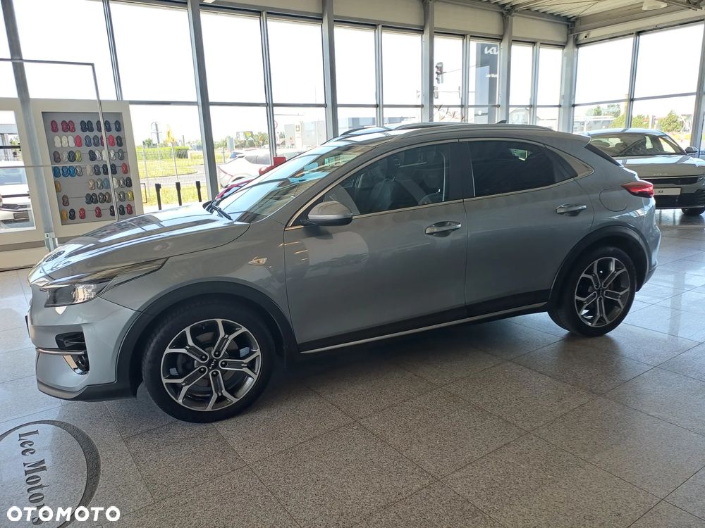 Kia XCeed 1.5 T-GDI M - 3