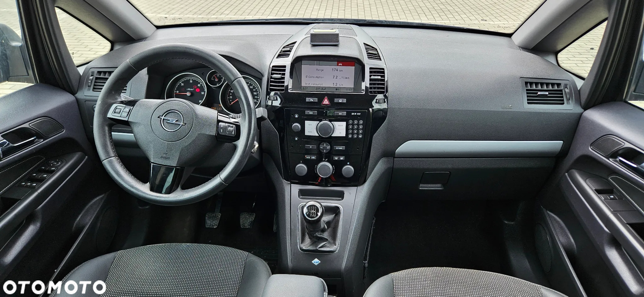 Opel Zafira 1.7 CDTI Cosmo - 8