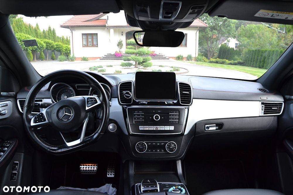 Mercedes-Benz GLE - 20